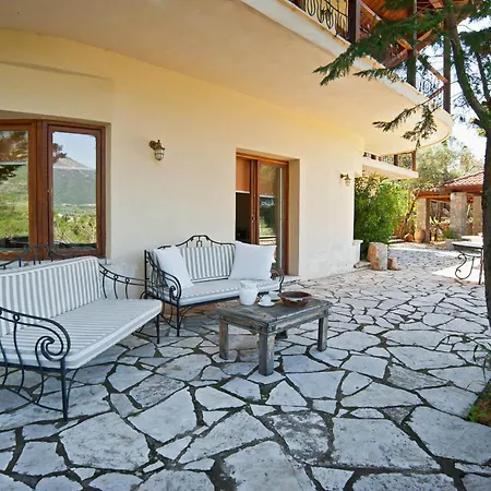 Private With Panoramic View *